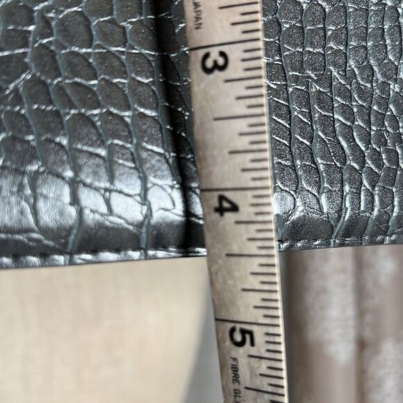 NWOT Bebe Los Angeles Grey Reptile Embossed Shoulder Bag - Picture 14 of 14